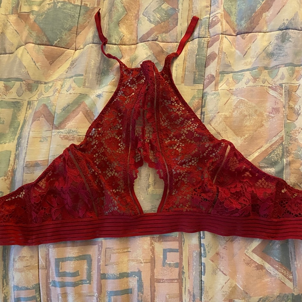 Sexy Victoria’s Secret Bralette